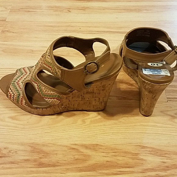 NEW Summer Boho Wedges - Picture 4 of 7
